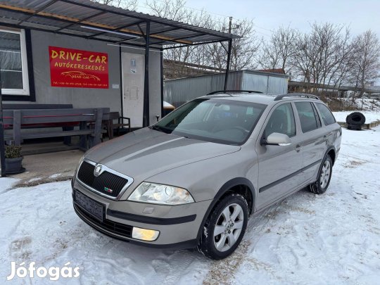 Skoda Octavia Combi 1.9 PD TDi Elegance DSG DPF...