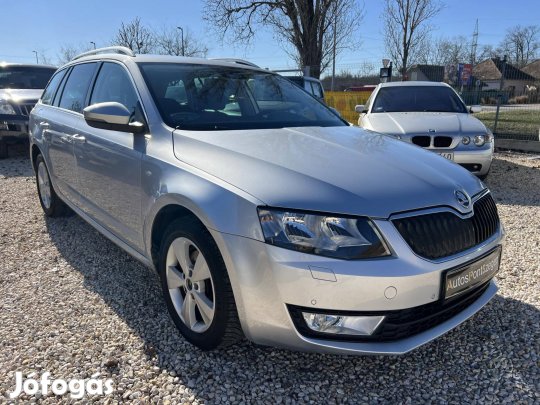 Skoda Octavia Combi 2.0 CR TDI Clever // Sávtar...