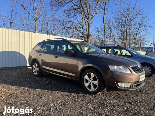 Skoda Octavia Combi 2.0 CR TDI DSG Clever Elekt...
