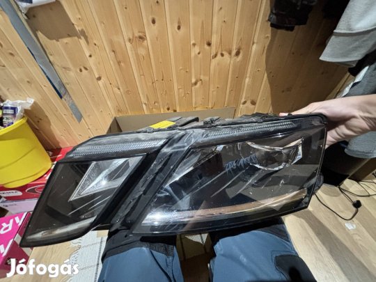 Skoda Octavia III Facelift Bal első Led Fényszóró 5E1941015F 2017-től