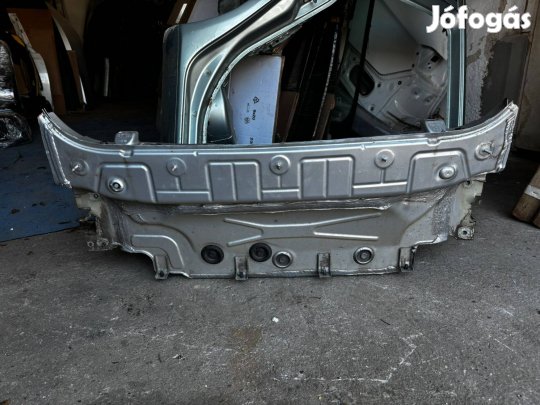 Skoda Octavia III (5E) sedan hátfal 5e5813309