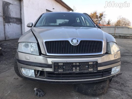 Skoda Octavia II 1.4,1.6b,1.9pd sedan alkatrészek