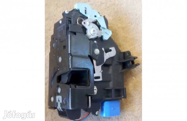 Skoda Octavia II Ajtó zár szerkezet 15AB3D1837015AB