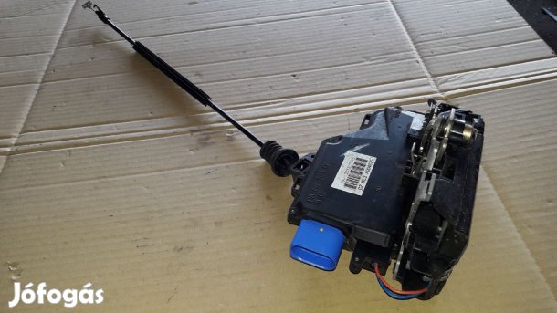 Skoda Octavia II Bal Első Ajtó Zárszerkezet + Központizár Motor