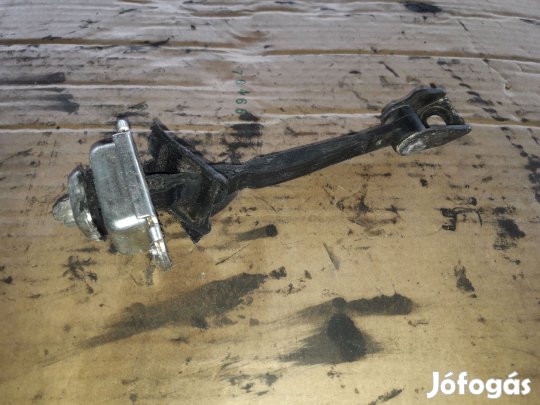 Skoda Octavia II Első Ajtó Nyitáshatároló