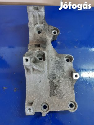 Skoda Octavia II Generátor Tartó Bak
