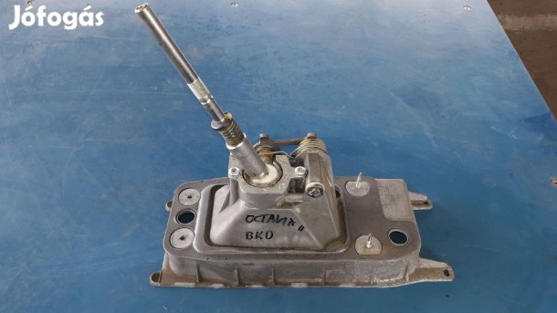 Skoda Octavia II Váltó Kulissza