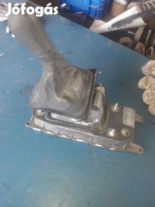 Skoda Octavia II Váltó Kulissza