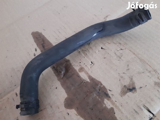 Skoda Octavia II Vízcső