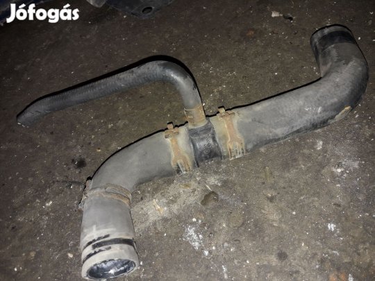 Skoda Octavia II Vízcső + Elosztó