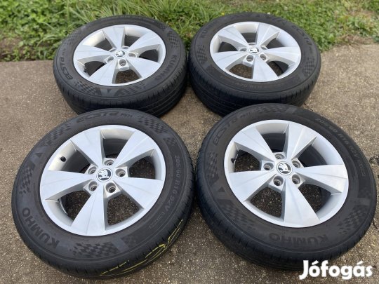 Skoda Octavia IV gyári 16"-os alufelni 205/60R16 Kumho