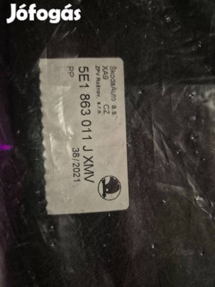 Skoda Octavia IV gyári bontatlan szőnyegszett