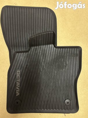 Skoda Octavia IV gyári gumiszőmyeg