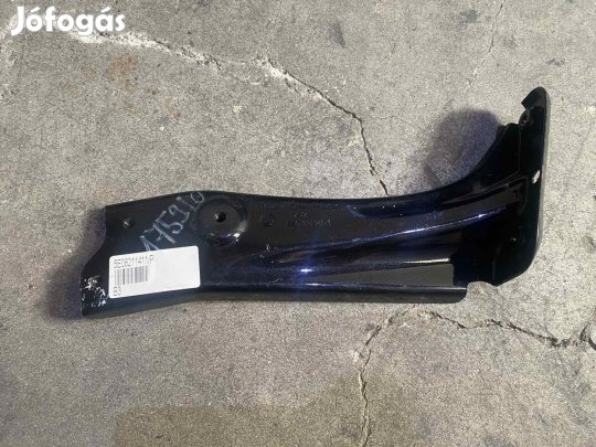 Skoda Octavia Mk3 sárvédő tartókonzol 5E08211411 eladó