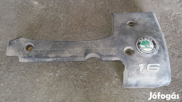 Skoda Octavia Motor Burkolat