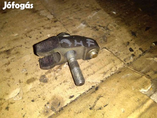 Skoda Octavia Porlasztó Leszorító