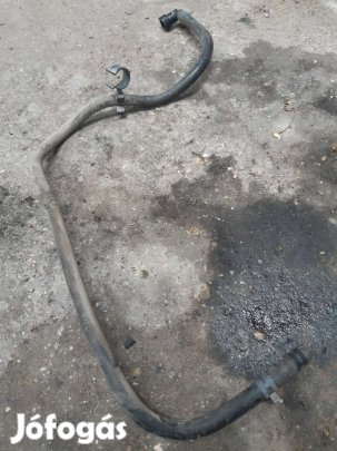 Skoda Octavia Üzemanyag Cső