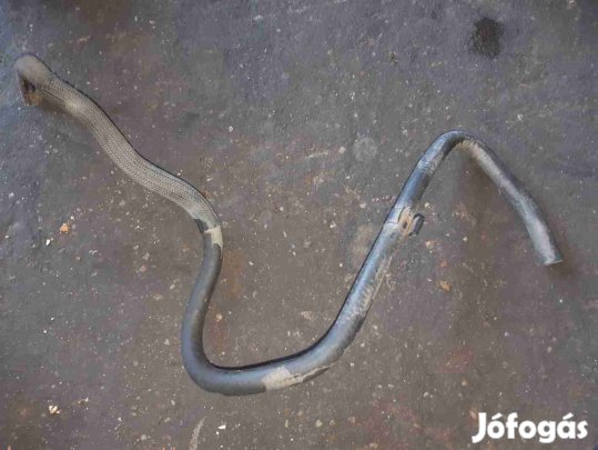 Skoda Octavia Vízcső