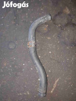 Skoda Octavia Vízcső