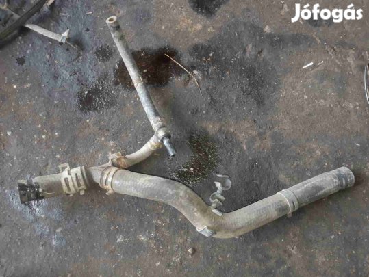 Skoda Octavia Vízcső