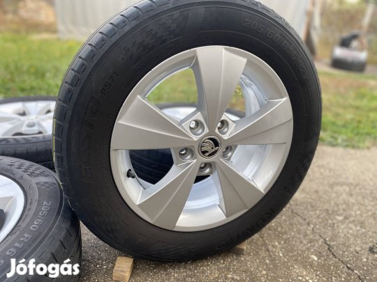 Skoda Octavia gyári 16"-os könnyűfém felni szett 