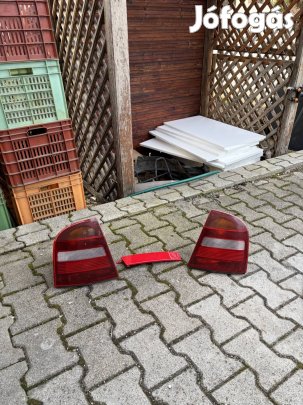 Skoda Octavia hátsó lámpa