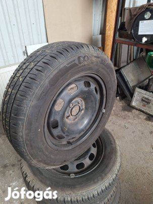 Skoda Octavia lemez felnik, gumiabroncsok nélkül eladók