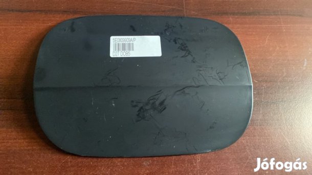 Skoda Octavia üzemanyag betöltő fedél 5E0809909A eladó