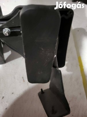 Skoda Rapid tetőcsomagtartó