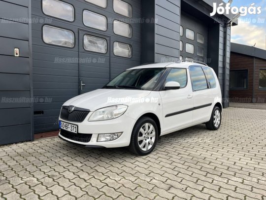 Skoda Roomster 1.6 CR TDi Ambition Szervizkönyv...