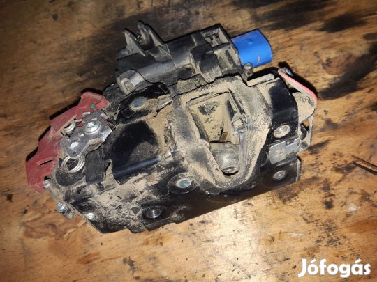 Skoda Roomster Praktik Bal Első Ajtó Zárszerkezet + Központizár Motor