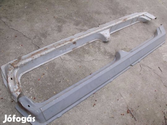 Skoda S 105/120/130 új külsöküszöbök