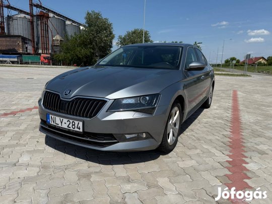 Skoda Superb 2.0 TDI SCR Style DSG Friss Szervi...