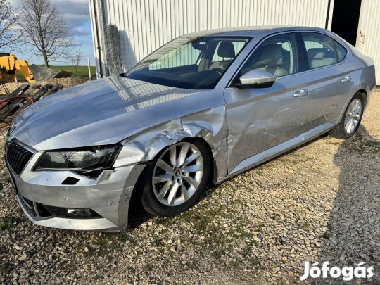 Skoda Superb 2.0 TDi SCR Style 1 Magyar Forg. H...