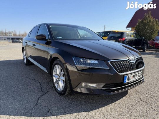 Skoda Superb 2.0 TDi Style DSG 1 év garancia. m...