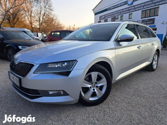 Skoda Superb Combi 2.0 TDi SCR Ambition Navigác...