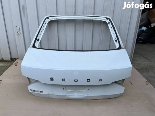 Skoda Superb III(3V) facelift limuzin csomagtér ajtó 3v5827159a