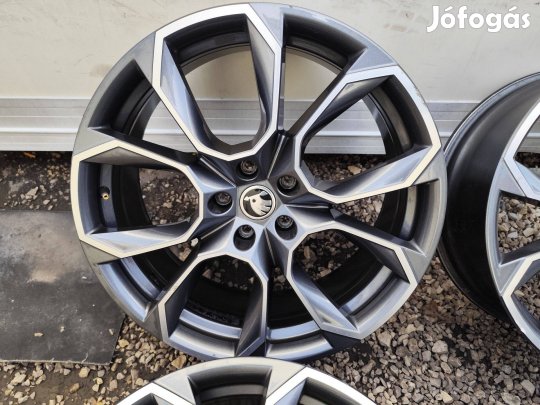 Skoda Superb kodiaq rs karoq VW Passat arteon tiguan 5x112 20"