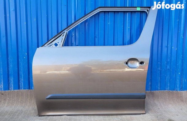 Skoda Yeti gyári 5l0831311 bal első ajtó sérülésmentes