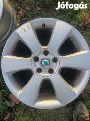 Skoda gyári 18 alufelni