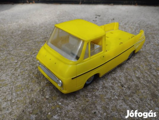 Skoda teherautó játékautó lemezautó 