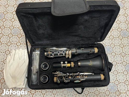 Slade B-dúr klarinét eladó
