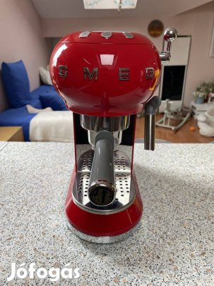 Smeg 50-És Évek Retro Design ECF01 Karos Kávéfőző 