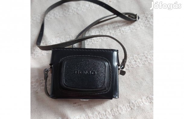 Smena fényképezőgép eladó, bőrtokban tartott (jó állapotú)