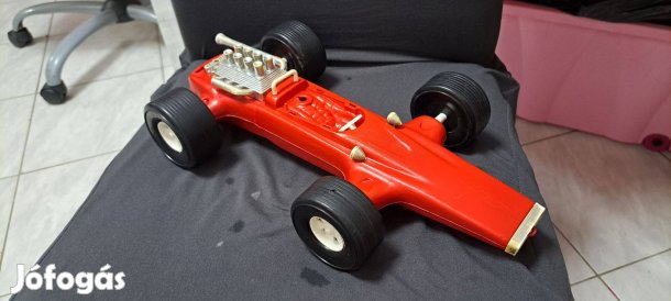 Smer retró versenyautó