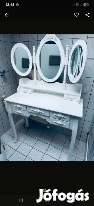 Smink asztal