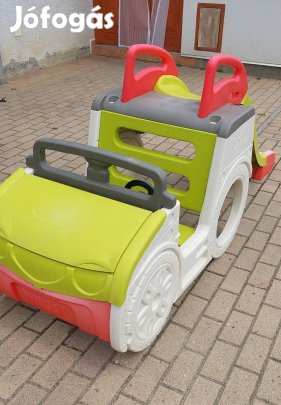 Smoby autós mászóka ( homokózó résszel) újszerű állapotban eladó! 