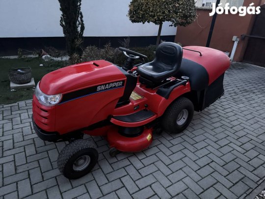 Snapper fűgyűjtős fűnyíró traktor eladó