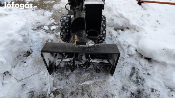 Snowtek hómaró, 12,75 HP, önindító , előre hátramenet