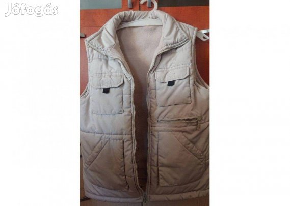 Sok zsebes pufis cipzáros mellény - M-es de mérve